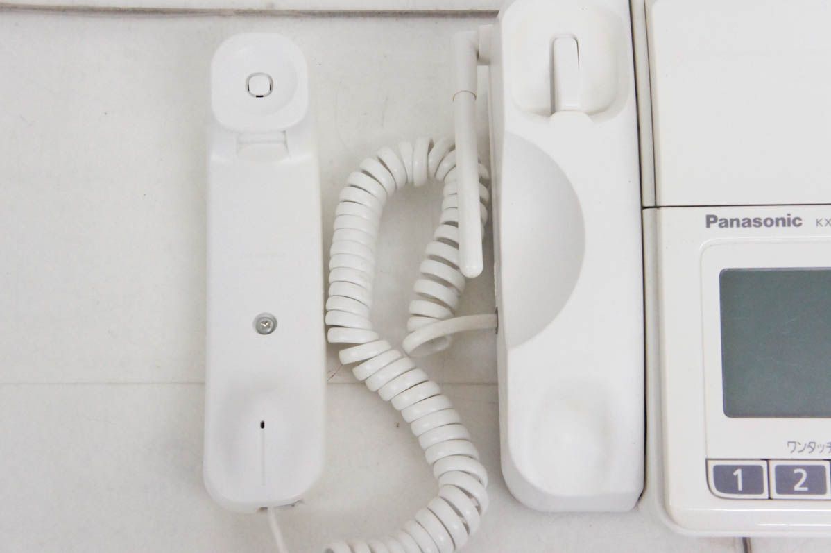 Panasonic FAX電話機おたっくす KX-PD304-T 親機子機セット 中古 Panasonic FAX電話機おたっくす KX-PD304-T 親機子機セット 中古