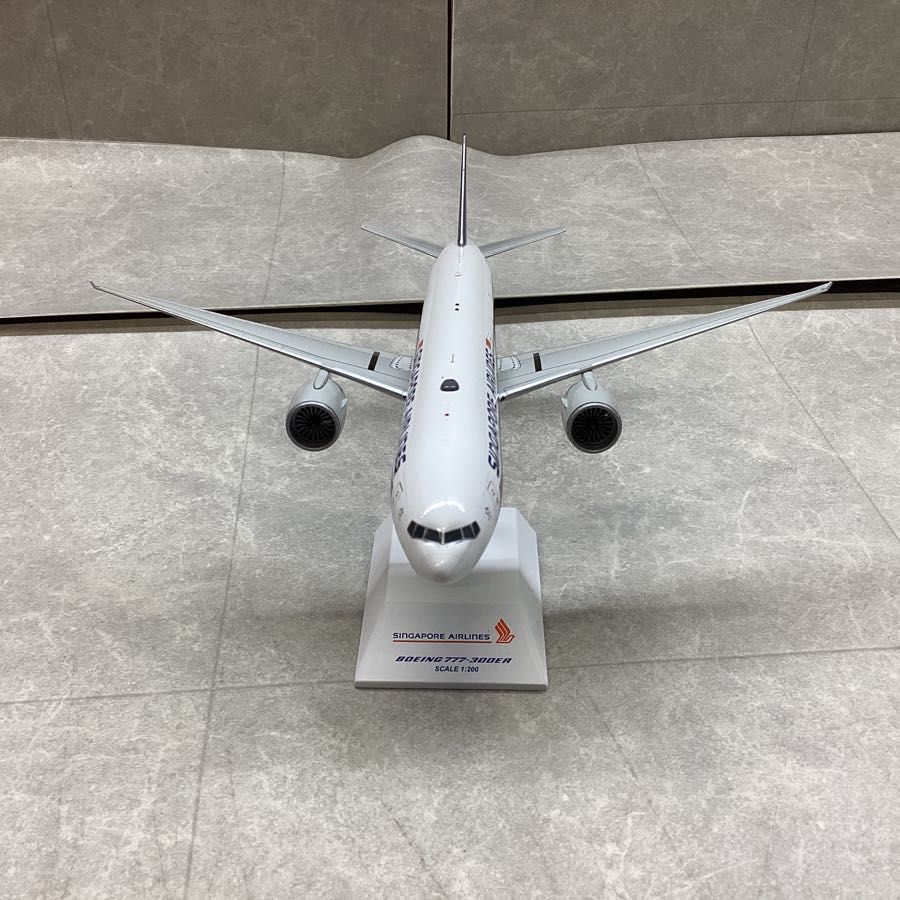 JCwings 1/200 シンガポール航空 B777-300ER 9V-SWY JCwings/JCウィングス 1/200 シンガポール航空 BOEING 777-300ER