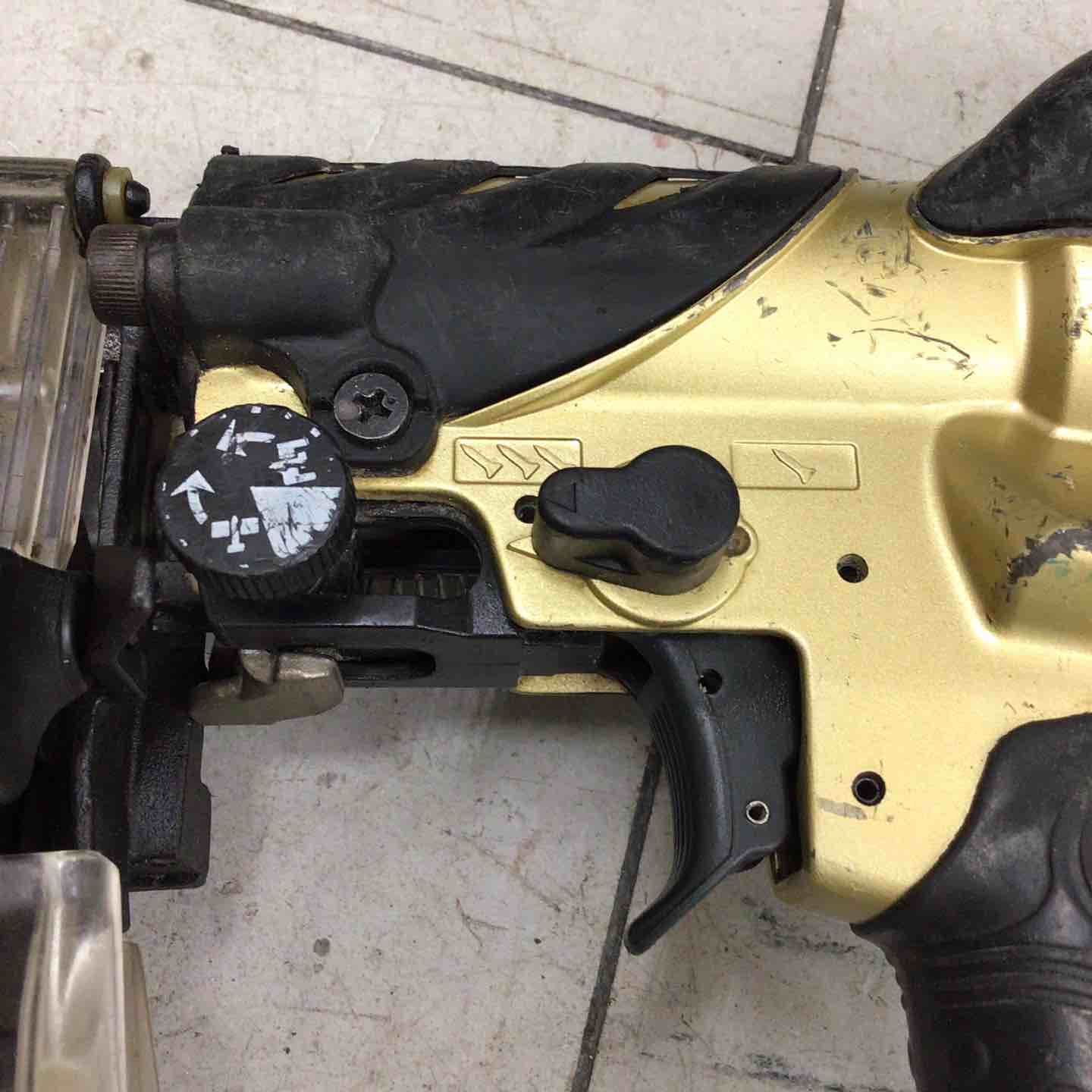 HIKOKI 高圧エアネジ打ち機