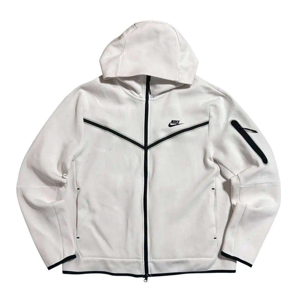 【雷市場（ポンジャン）商品韓国直送】 Nike(ナイキ） 白 テックフィット フードジップアップ ( 2XL ）