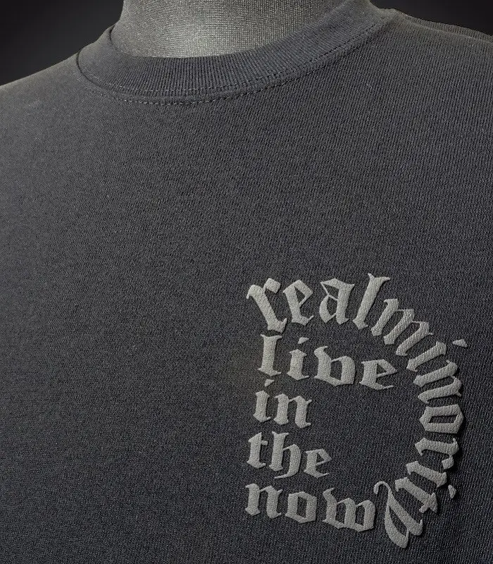 RealMinority リアルマイノリティー Tシャツ (Liveinthenow-2) 9.1oz ビッグシルエット T-shirt カラー：ブラック