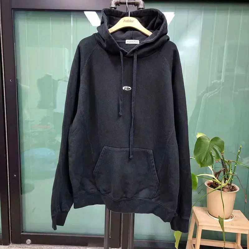 【雷市場（ポンジャン）商品韓国直送】 EGO FETCH エゴパッチ メンズ フード付きTシャツ