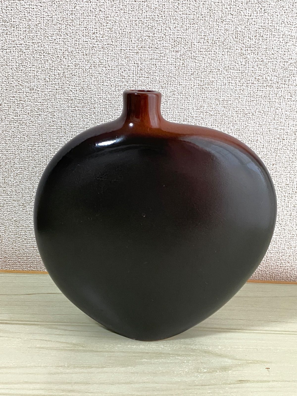おしゃれ 焼き物 デザイン KB73 陶器 花瓶 モダンデザイン 濃茶 横幅