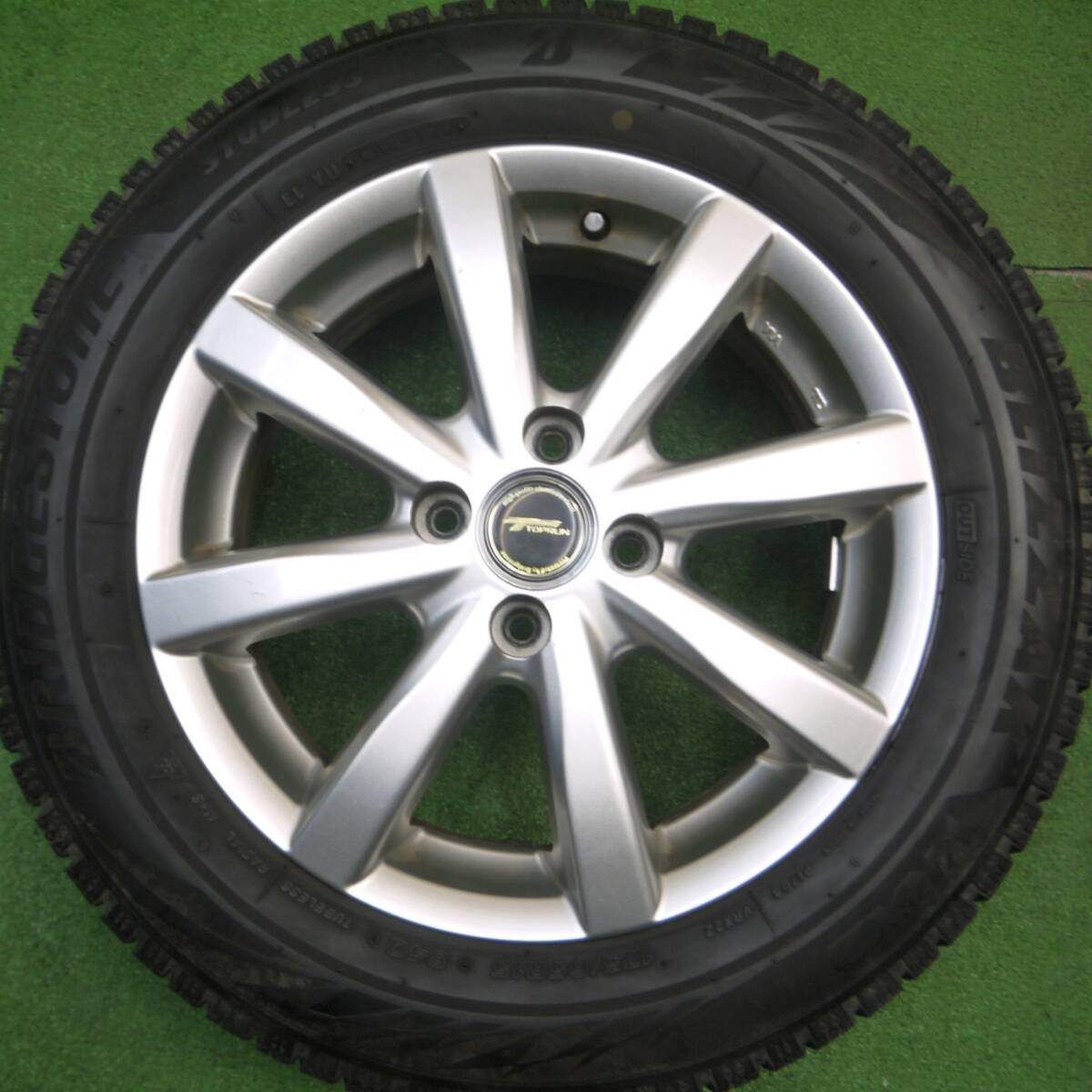 スタッドレスタイヤ 215/50R17 REVO GZ 4本セット 8分山中古美品 プリウス