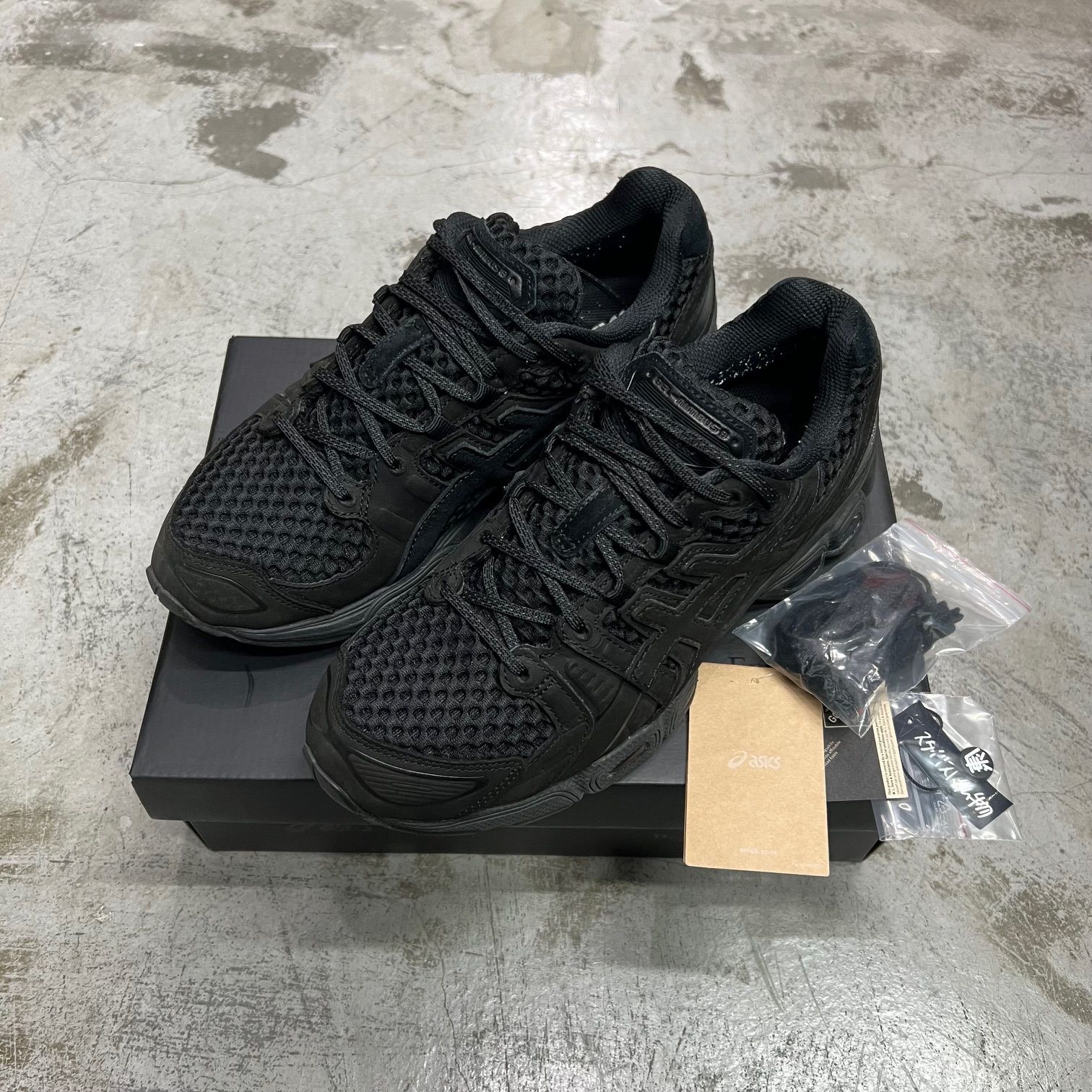 ENNOY Stylistshibutsu Asics Gel-Nimbus 9 GORE-TEX Triple Black 
