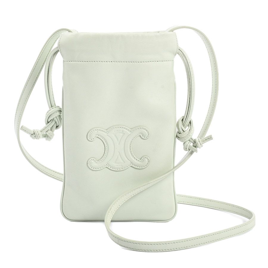 CELINE ドローストリング モバイルポーチ キュイル トリオンフ セリーヌ」のシグネチャー“トリオンフ”がアクセントに！デイリー