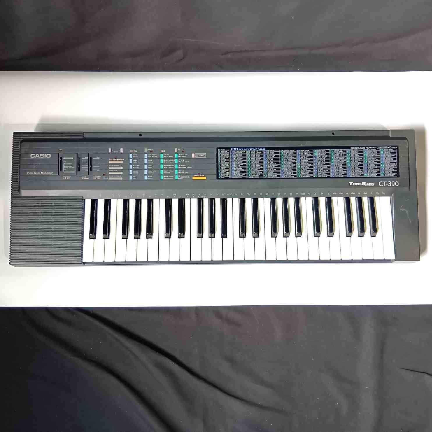 ジャンク 電子ピアノ キーボード CASIO CT-390