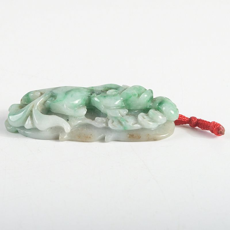 中国美術 翡翠 玉石 彫刻 獅子 中国 玉石翡翠玉彫刻 獅子 根付 鑑定書付 C