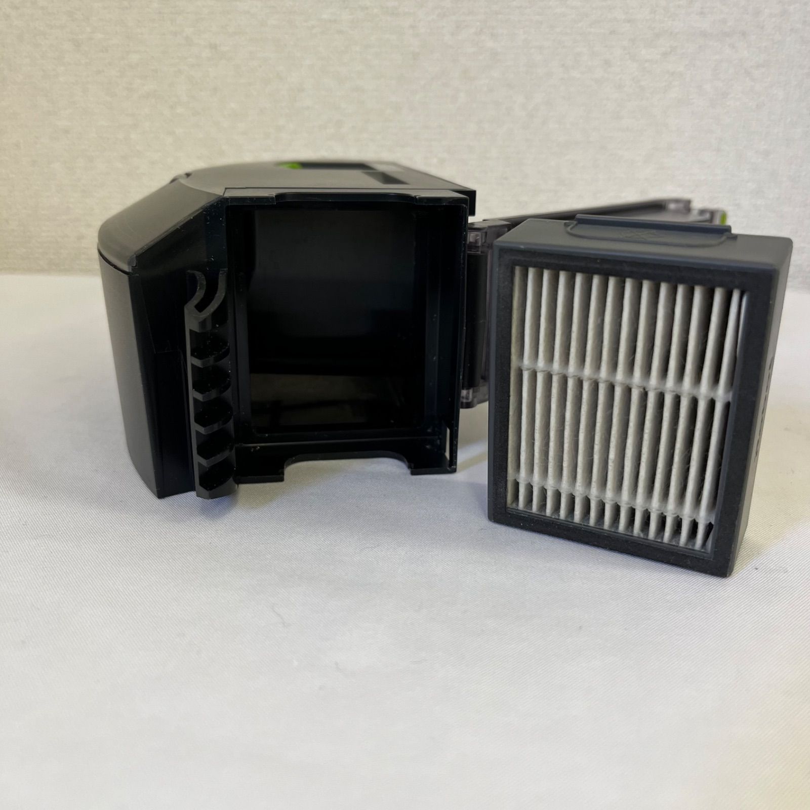 iRobot ルンバiRobot i3 RVD-Y1 クリーンベースAED-N1