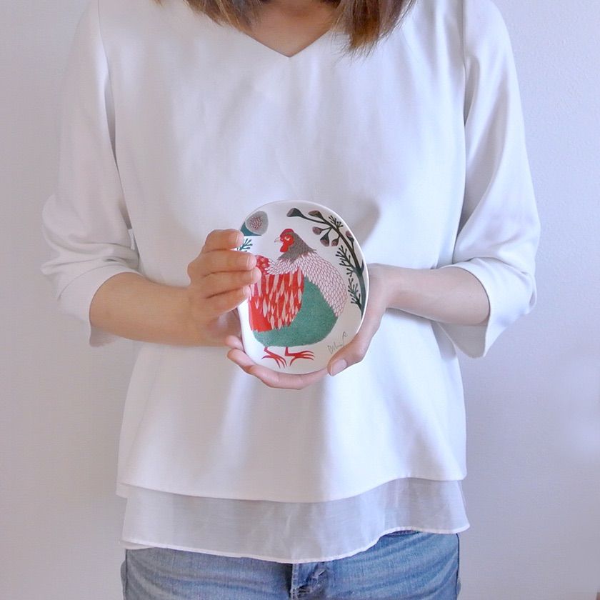 小皿  裏庭の草むらの鶏 morita MiW ニワトリ 化粧箱入り-4