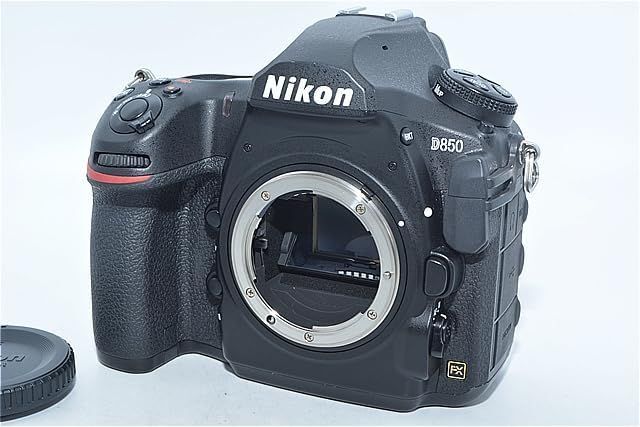 ほぼ未使用品　Nikon デジタル一眼レフカメラ D3400 レンズキット ほぼ未使用品 Nikon D3400 レンズキット デジタル一眼レフカメラ