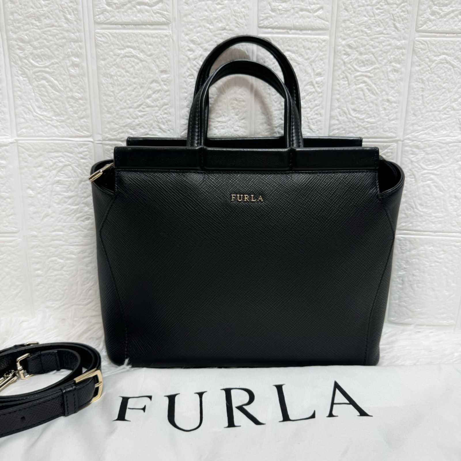 FURLA 黒 ショルダーバッグ 保存袋付き 【公式通販】