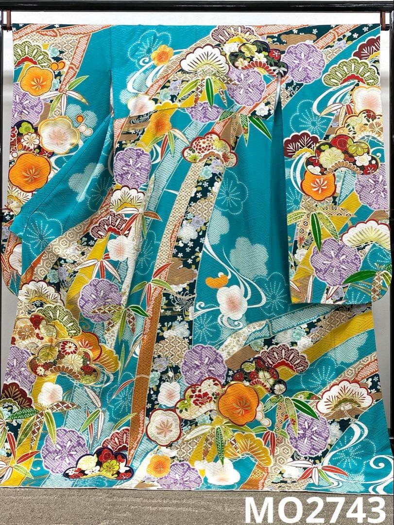 振袖 豪華 刺繍 金駒 金彩 紋意匠 身丈171cm - メルカリ