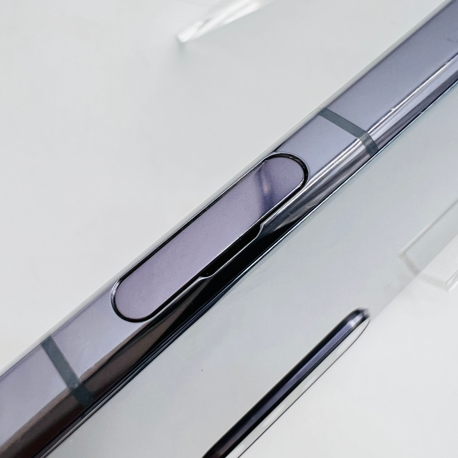 SO-51A 128GB