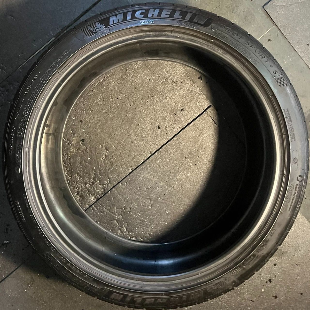 パイロットスポーツ PILOT