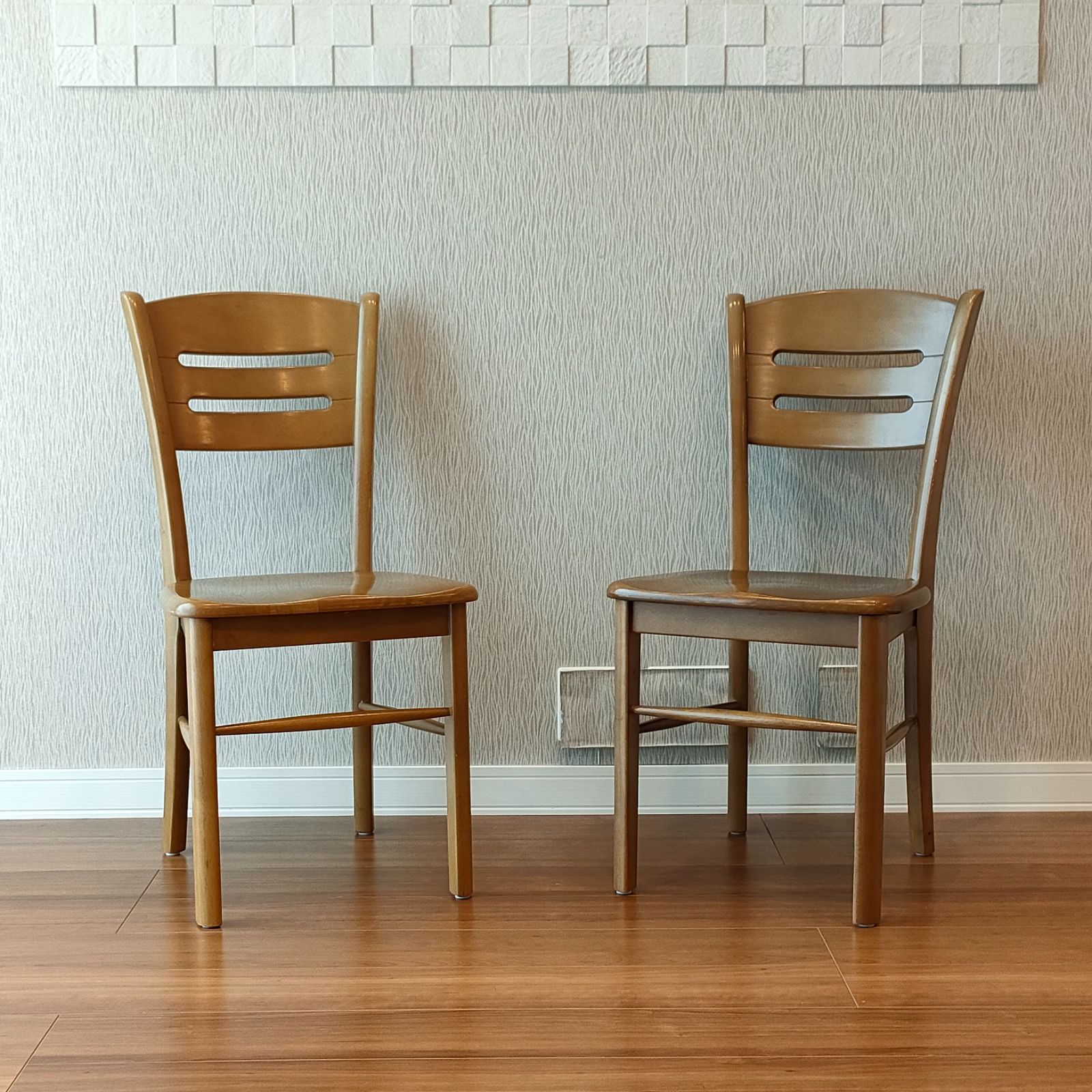 (ビー玉)ダイニングチェア マルニ木工 HIROSHIMA #3 ビー玉)ダイニングチェア マルニ木工 HIROSHIMA #3 HIROSHIMA