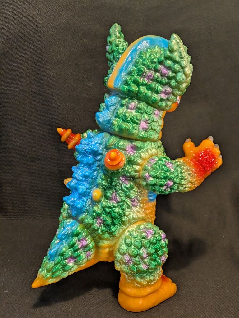 rai sofubi 惑星角龍エンリコモンス　RAISOFUBI ソフビ RAI SOFUBI 惑星角龍エンリコモンス オレンジ成型 - メルカリ