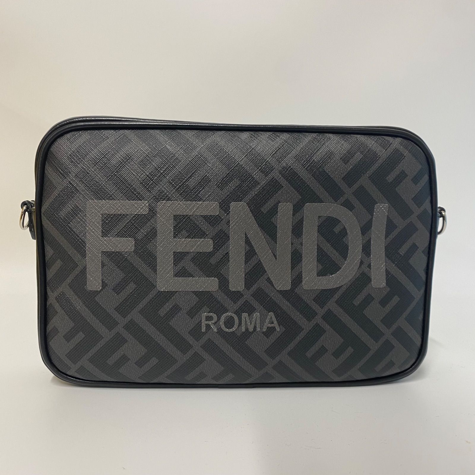 FENDI】カメラケース メンズ FFファブリック ショルダーバッグ 正規品