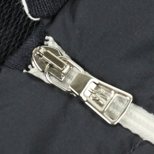 ベビーサイズ2A(2才前後)新品モンクレールBERNARDダウンベスト キッズ ベビーサイズ2A (子供2才前後相当)□新品□モンクレール BERNARD