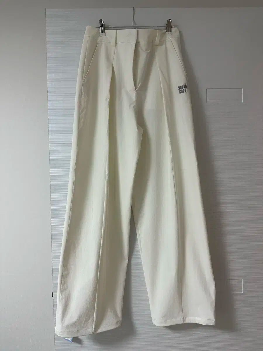 ピンタックレディースパンツ