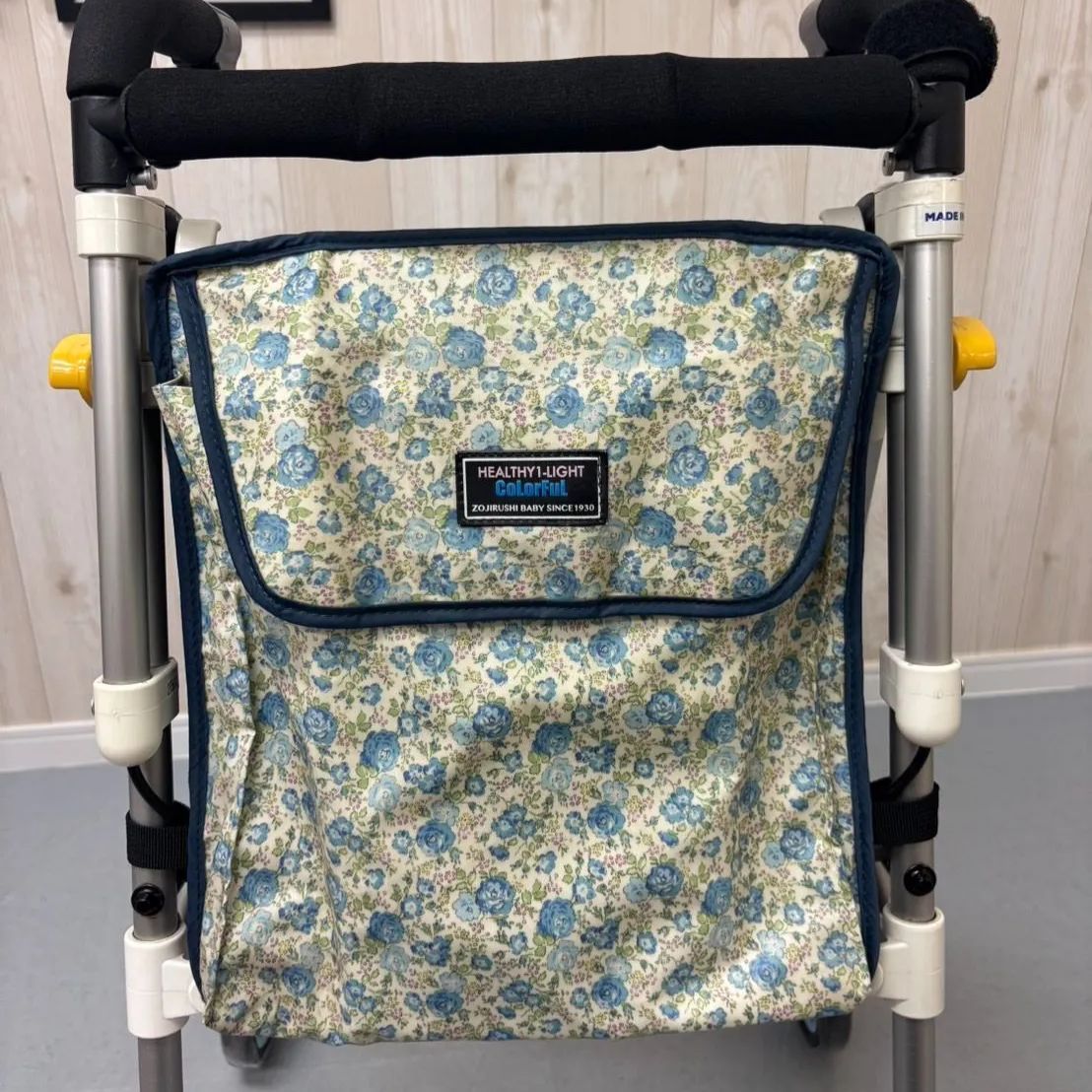 シルバーカー 歩行器 withone ヘルシーワン・ライトカラフルG