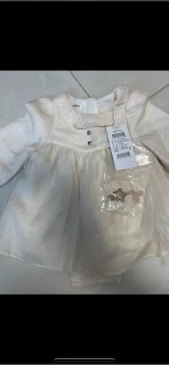 ボディースーツワンピース