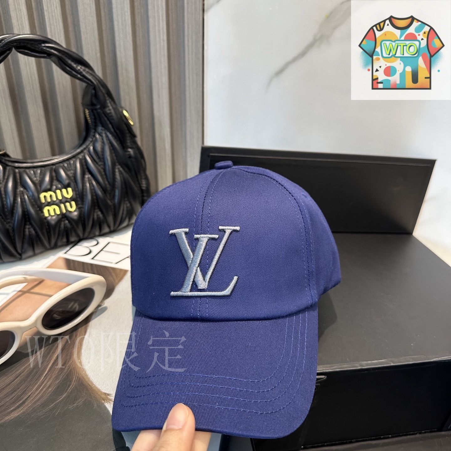 Louis Vuitton 花柄ベースボールキャップ Louis Vuitton 花柄 ベースボールキャップ