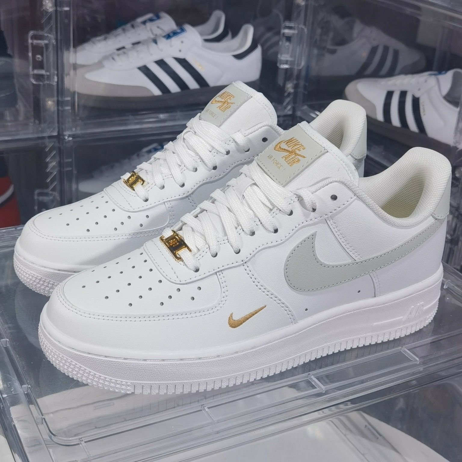 新品 Nike Air Force 1 Low 07 essential 男女兼用  22.5-28cm