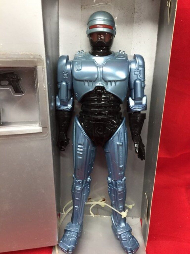 TOY ISLAND ROBOCOP ROBOCOP WATCH HIM TALK 39201 - メルカリ