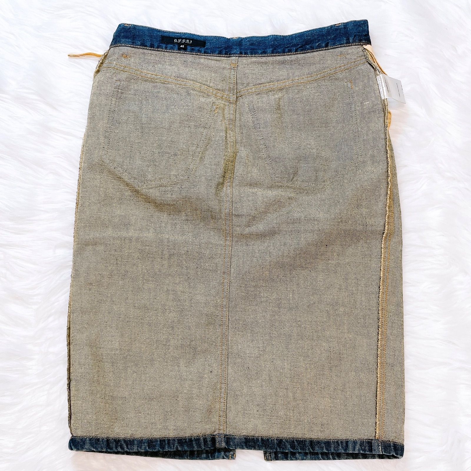 グッチ　コットンデニムひざ丈スカート　前スリット　ロゴマーク　インディゴ　XL グッチ コットンデニムひざ丈スカート 前スリット ロゴマーク