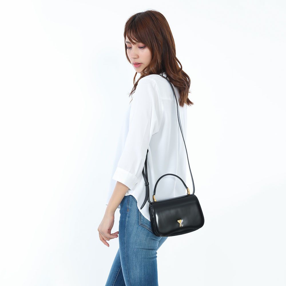 新品 AMI PARIS アミパリス ULL718.AL0139 001 ブラック