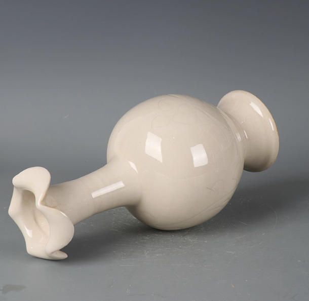 古陶磁器　花瓶　美術品　骨董品　アンティーク　蔵出し品　作家不明 古陶磁器 花瓶 美術品 骨董品 アンティーク 蔵出し品 作家不明