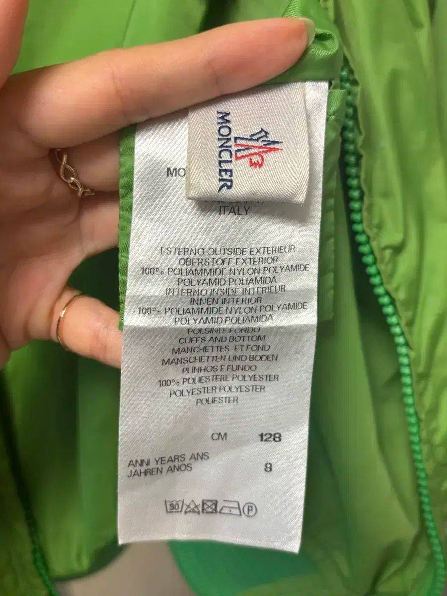 MONCLER モンクレール