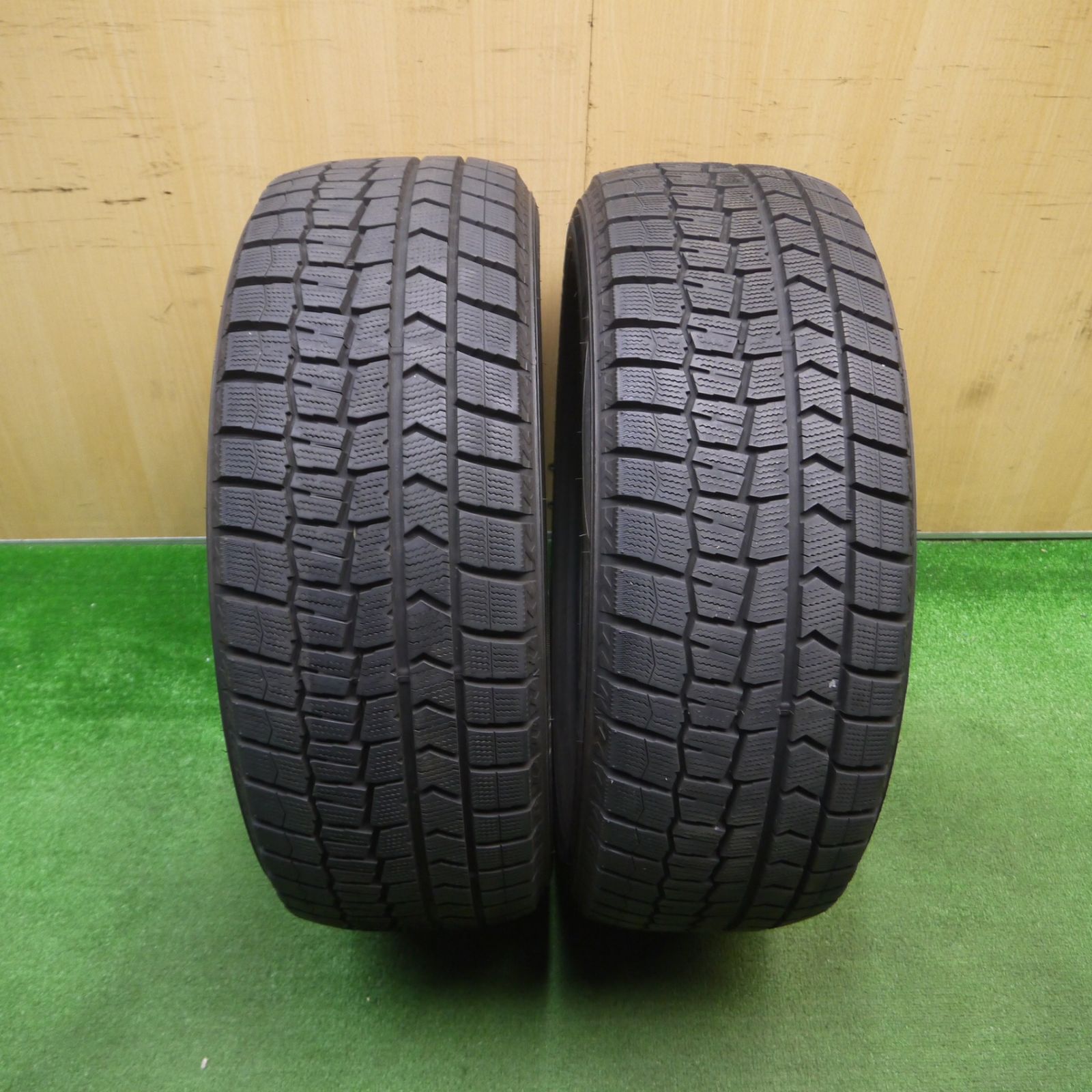[送料無料] バリ溝！21年！9.5分！2本スタッドレス 225/55R17 ダンロップ ウインターマックス WM02 タイヤ 17インチ XV フォレスター アルファード ヴェルファイア等5010602Hスタ