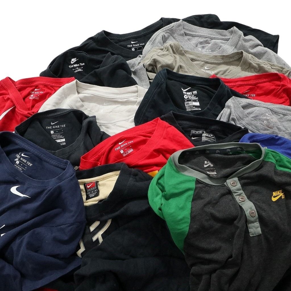 ナイキ NIKE