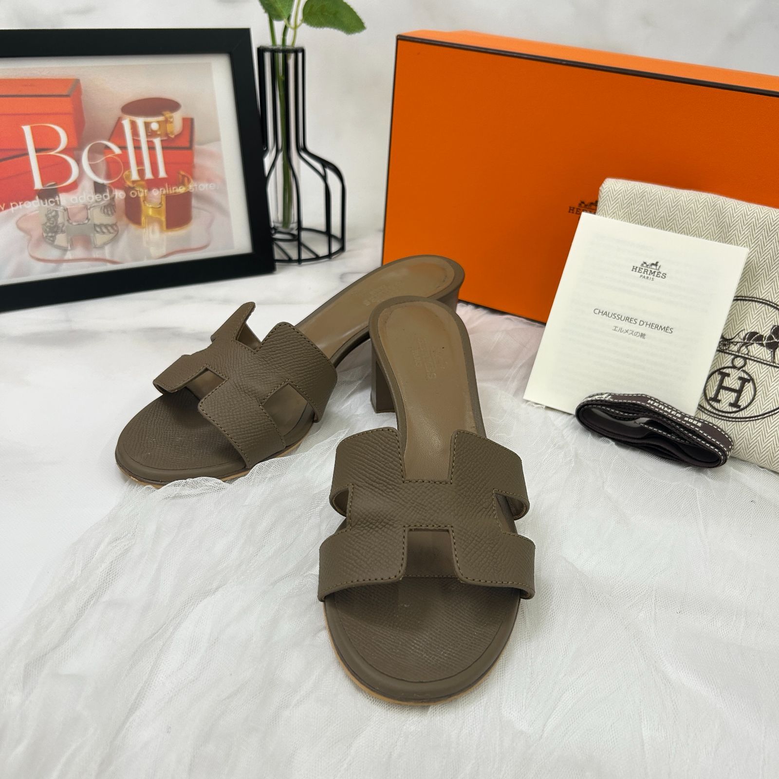 エルメス オアジス エトゥープ サンダル 37 鑑定済み 】 エルメス 《 オアジス 》 37 24cm程度 エトゥープ