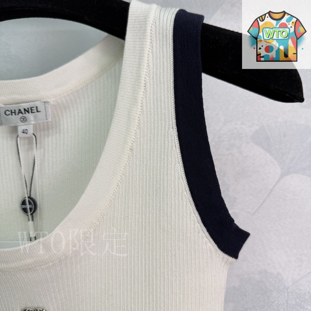 ★とっても便利【 CHANEL 】ベスト 今日特価】Chanel シャネル ネイビー風ニットベスト - メルカリ