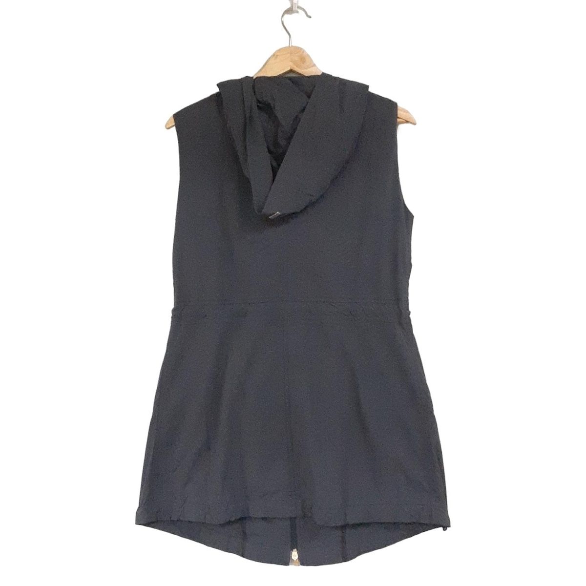 HERNO(ヘルノ) コート サイズ42 M レディース美品 - ネイビー