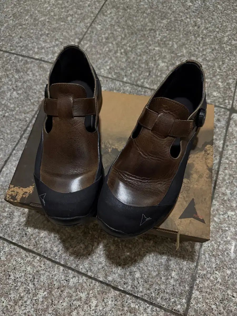 ハイキング ファラ