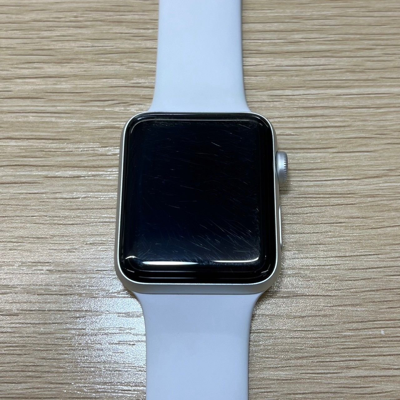 格安！】Apple Watch Series 3 GPSモデル 42mm MTF22J/A シルバー ...