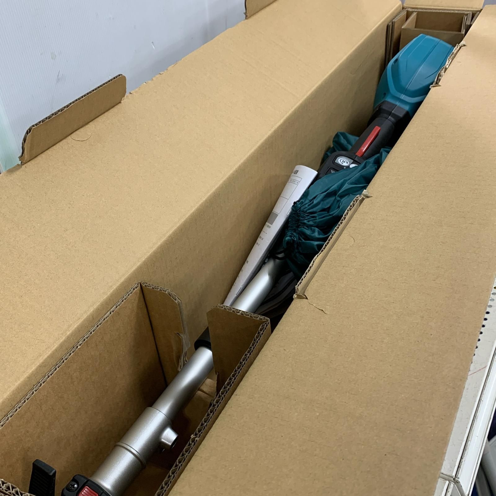 ♭♭MAKITA マキタ 充電式スプリットモータ 40v 本体のみ MUX01GZ ブルー