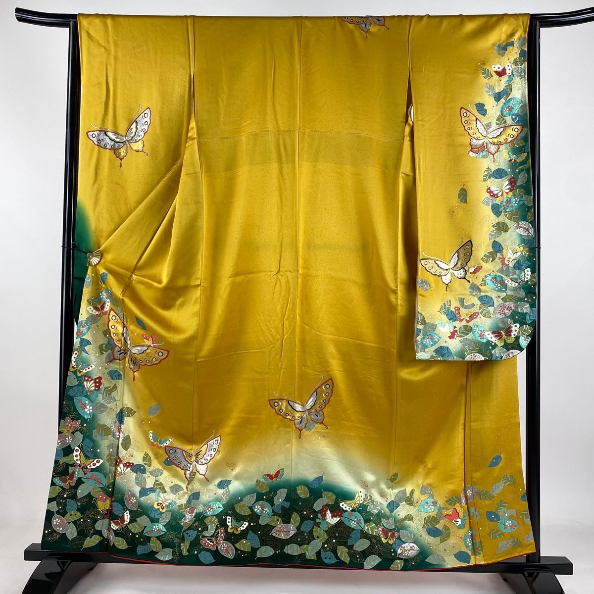 振袖 身丈159.5cm 裄丈64cm M 袷 蝶 葉柄 金銀彩 染め分け 山吹色 正絹 秀品