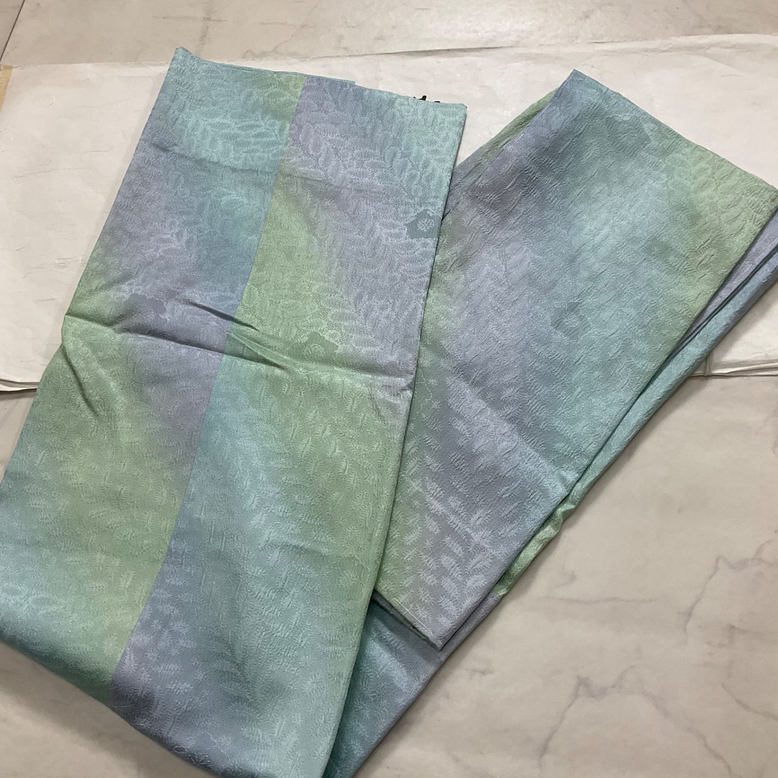 one◆ 同然◆長襦袢◆暈し染◆刺繍の様な変わり織◆仕付け糸付き◆正絹◆単衣◆袖無双◆白半襟付き◆居敷当て付き◆新はじく加工済◆やまと誂製◆裄67肩丈126◆小紋紬附下訪問着留袖袷単衣夏着物◆K1231