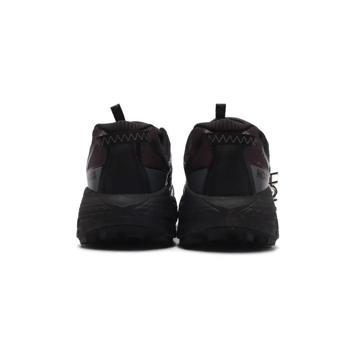 BLACK |