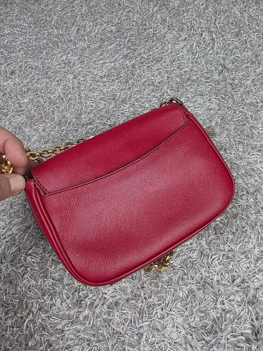 チェーンバッグ