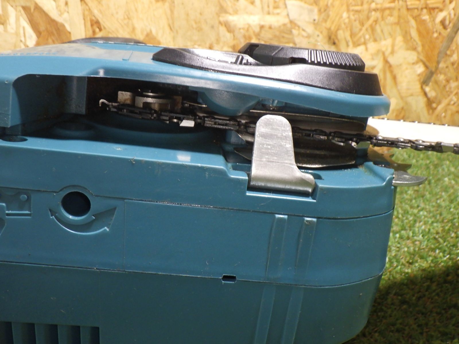 マキタ 充電式チェーンソー