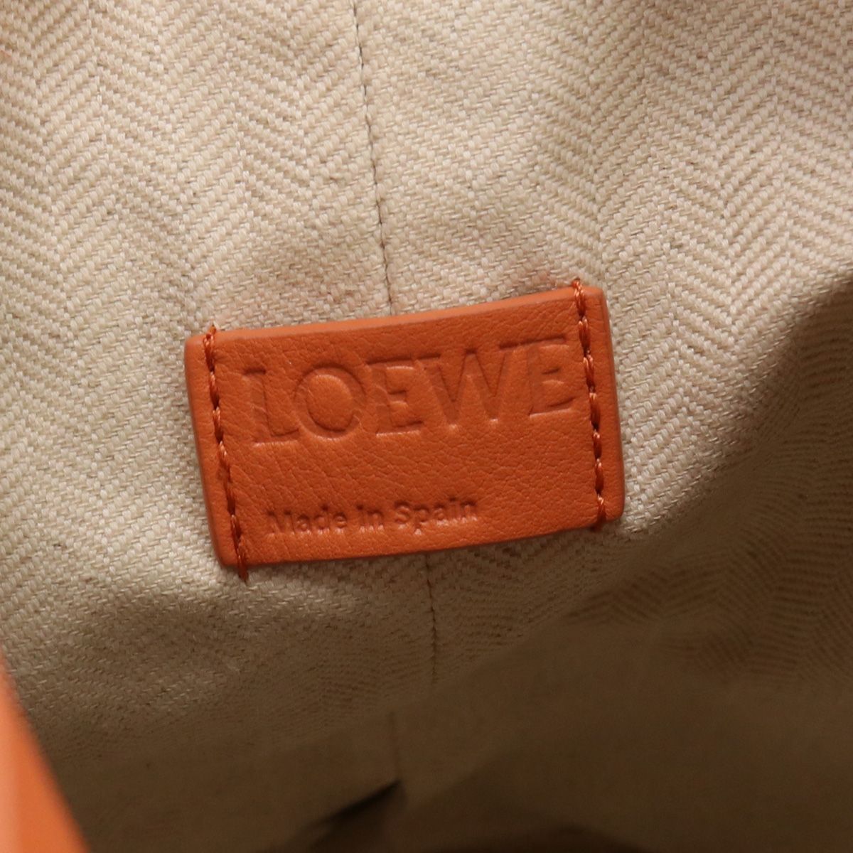 LOEWE ロエベ セーラーバッグ スモール A734Z18X11 ショルダー【中古】 レディース ブランド 海外ブランド ごほうび リユース  資産価値 おしゃれ - メルカリ