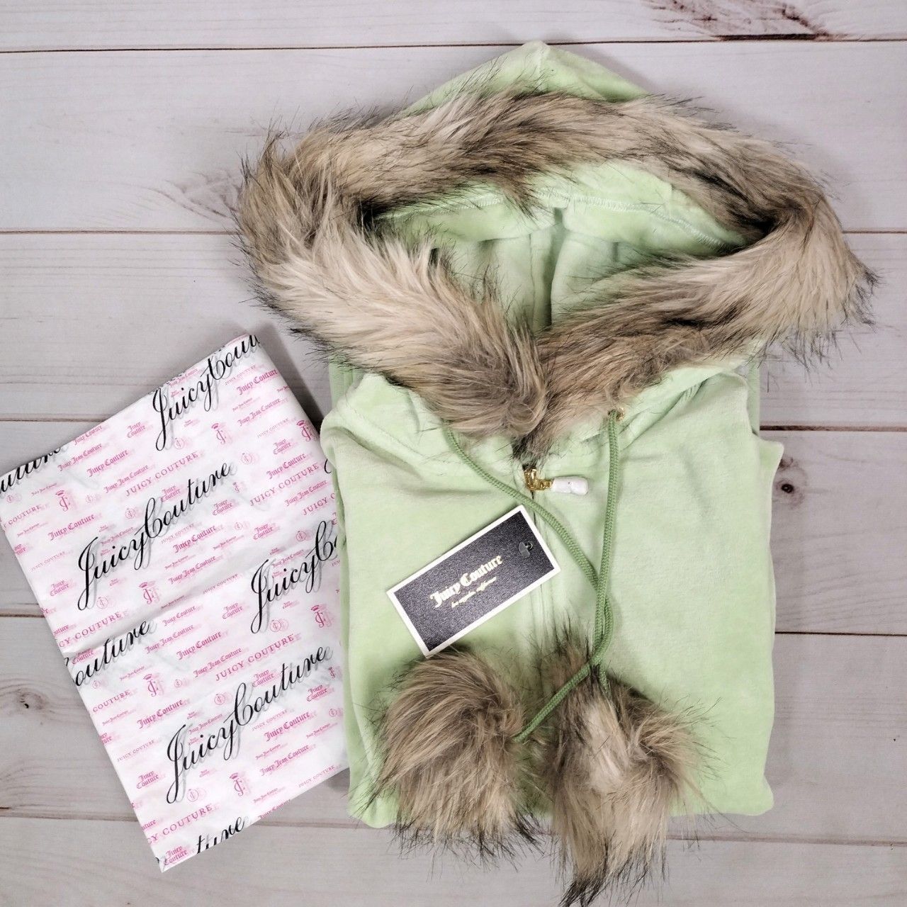 ジューシークチュール JUICY COUTURE コート ダウンコート サイズL 