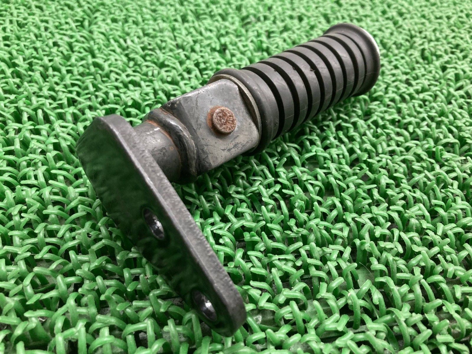 89式 5.56mm 小銃 ガスガン ドラッグスター250 タンデムステップ 右 ヤマハ 純正 バイク 部品