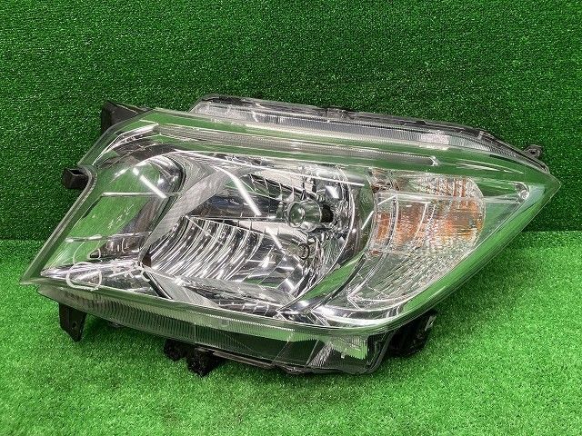 デリカD2 MB36S 左ヘッドランプ ヘッドライト ハイブリッドMZ4WD コイト 100-59331 MQ514396 ZVR